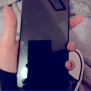 It's a Samsung A12 it's barley used it's a great phone and comes with everything